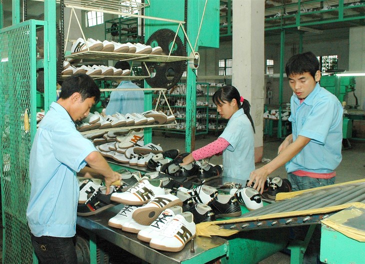 Вьетнамские товары занимают прочную позицию на британском рынке - ảnh 1
